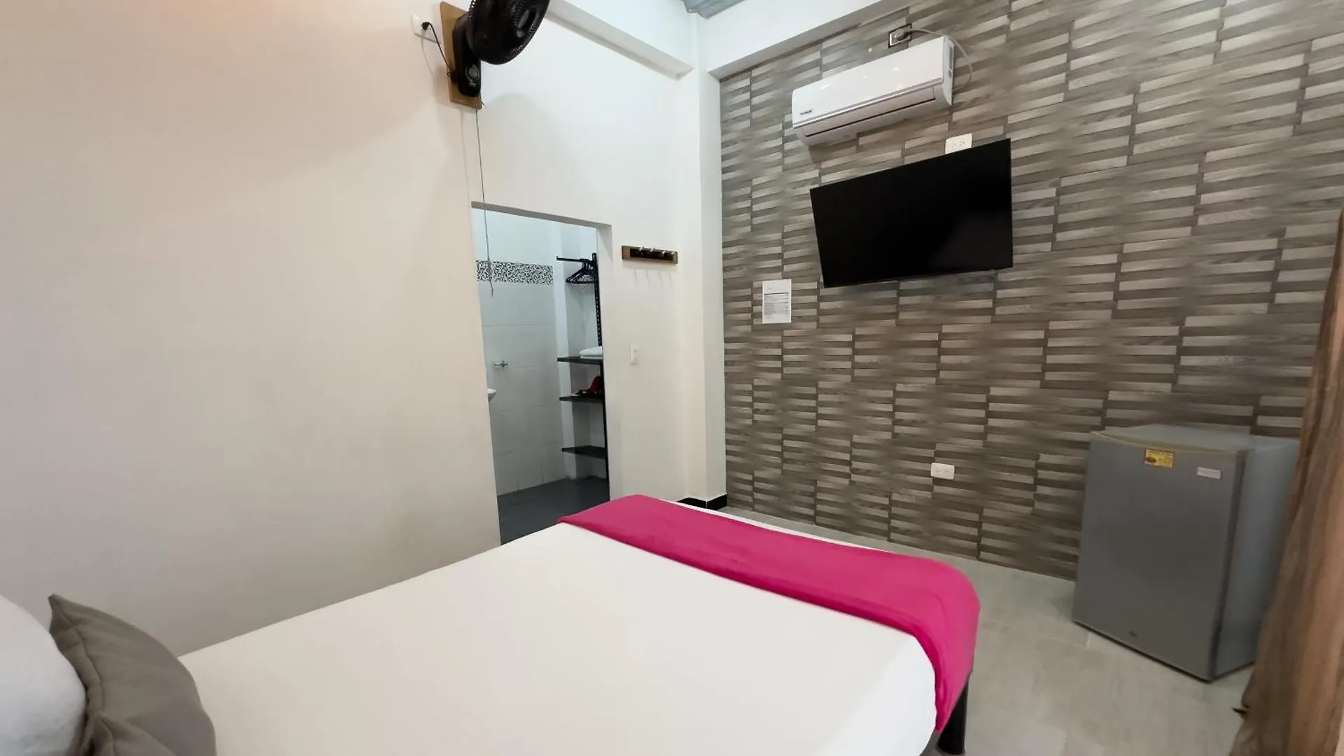 Apartahotel Family House Rodadero Santa Marta  Hotel