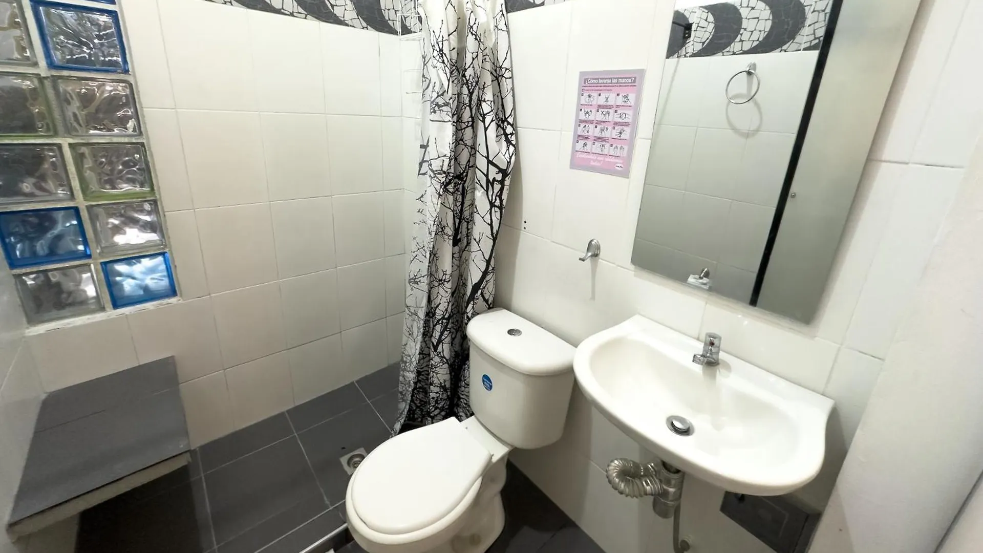 Apartahotel Family House Rodadero Santa Marta  Santa Marta (Magdalena)